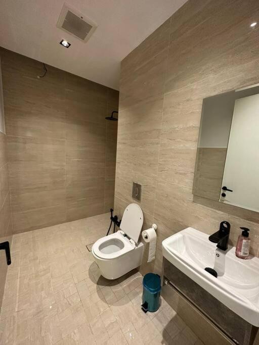 الملقا الفاخرة: غرفتان في مجمع راقي Apartment