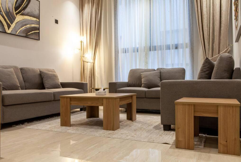 الملقا الفاخرة: غرفتان في مجمع راقي Apartment