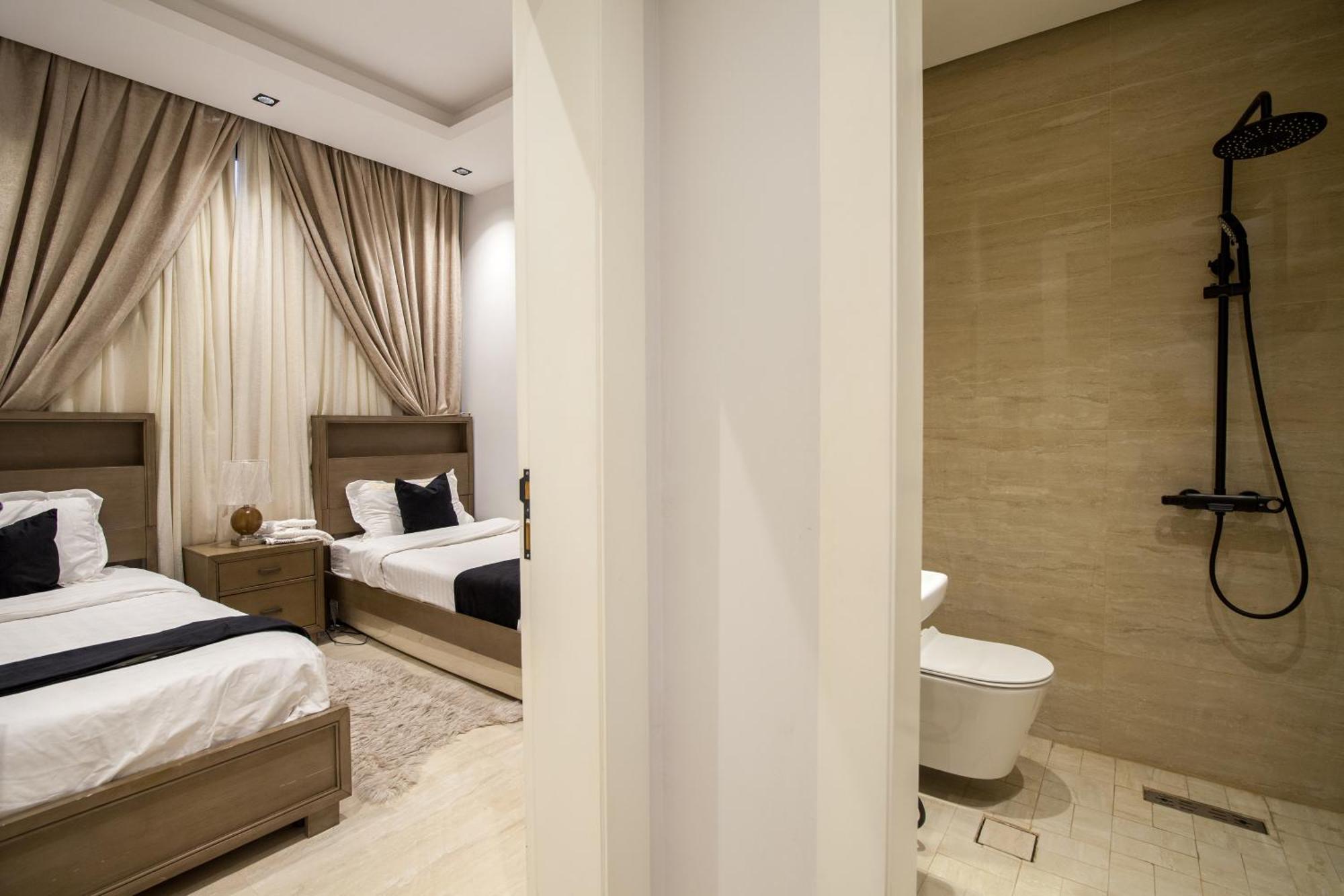 الملقا الفاخرة: غرفتان في مجمع راقي Apartment *
